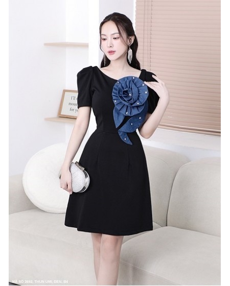 ĐẦM KẾT HOA JEAN TRƯỚC NGỰC  -2692