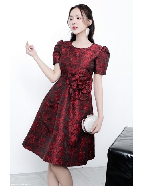 Đầm Xòe Tay Phồng Ngắn Eo Đính Hoa Hồng Lớn - 2697