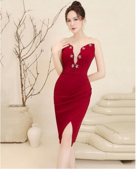 ĐẦM ÔM CỔ TIM CÚP NGỰC SANG TRỌNG-2716