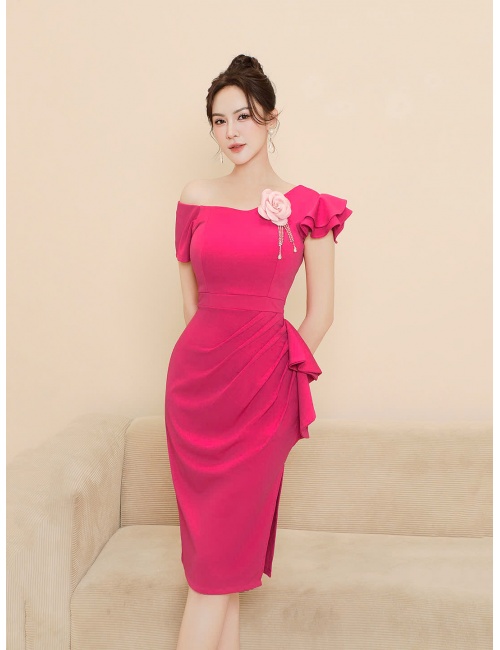 Đầm Ôm Cổ Xéo Dún Eo Ngực Đính Hoa Hồng - 2719