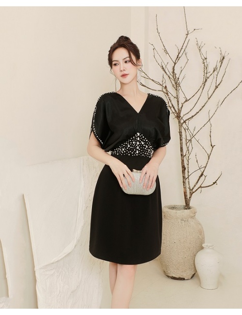 Đầm Dơi Cổ Tim Đính Hạt Pha Lê Lấp Lánh - 2721