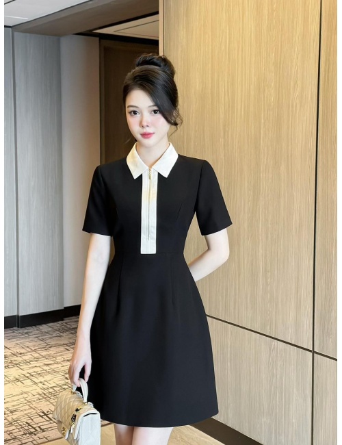 Đầm Đen Thanh Lịch Phối Cổ Sơmi - 9034