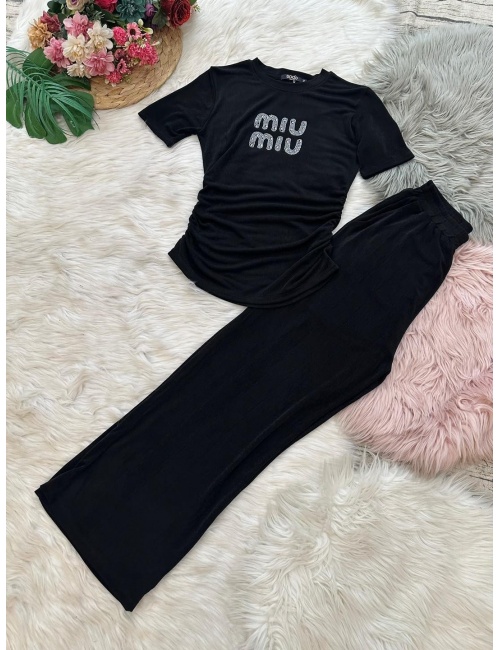 Sét Bộ Thun Đính Đá Miumiu Tay Ngắn Kèm Quần Suông Mịn Co Dãn Thoải Mái - Mã 9035