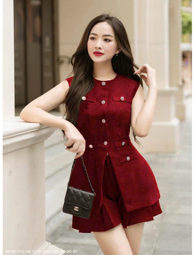 Bộ Áo Và Quần Ngắn Đính 9 Nút - 2712