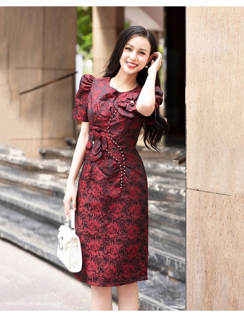 Đầm Ôm Hoa Nổi Sang Trọng - 2732