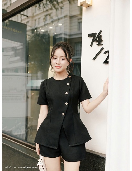 Bộ Áo Và Quần Ngắn Kết 5 Nút - 2741