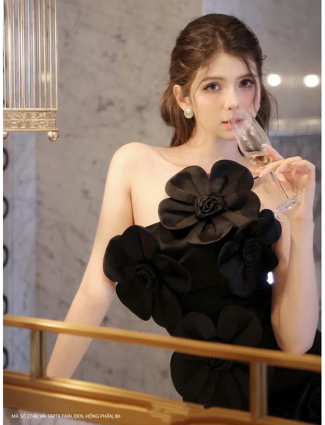 Đầm Dây Xéo Kết 6 Hoa Mai Lớn - 2748