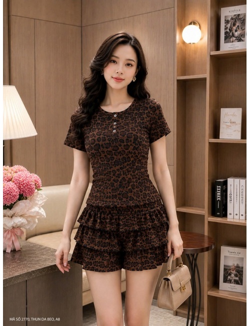 Bộ Áo Và Quần Giả Váy Tiểu Thư - 2770