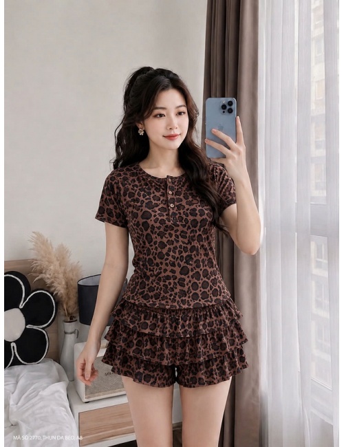 Bộ Áo Và Quần Giả Váy Tiểu Thư - 2770
