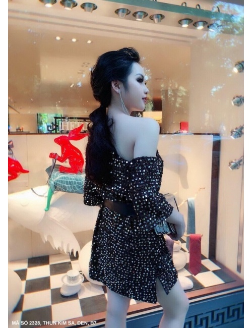 Đầm Kim Sa Suông Tay Lở Cổ Xéo - 2328