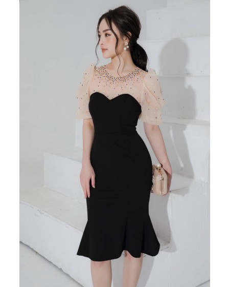 Đầm Ôm Dún Lai Cúp Ngực Phối Ren Tay Ngắn - 2355
