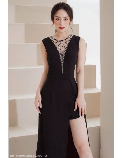 Đầm Cổ Tim Sâu Lai Xẻ Cao Có Quần Short Bên Trong - 2356