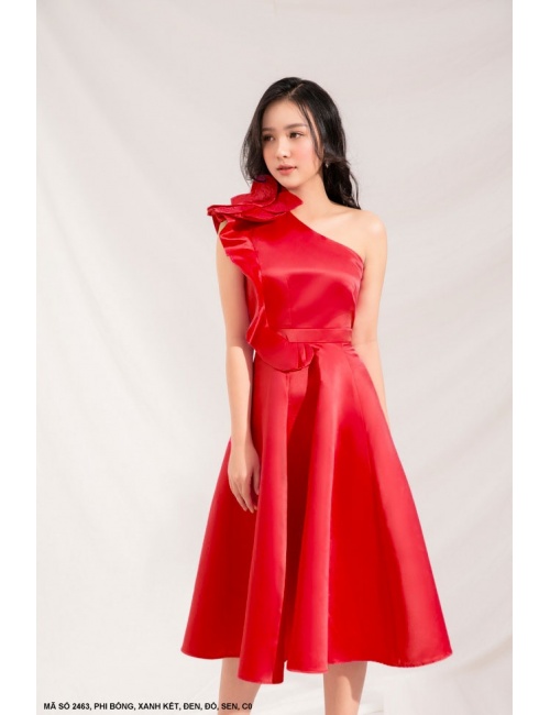 Đầm Xòe Cổ Xéo Vai Đính Hoa Lớn - 2463