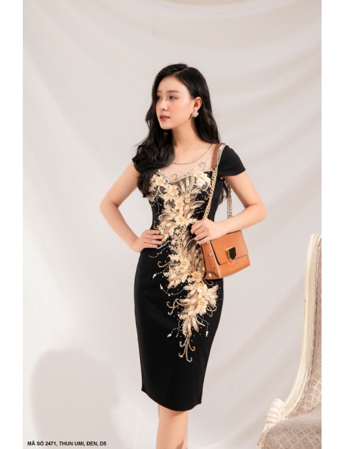 Đầm Trung Niên Thêu Hoa - 2471