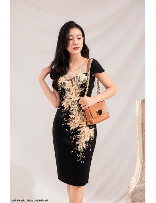 Đầm Trung Niên Thêu Hoa - 2471