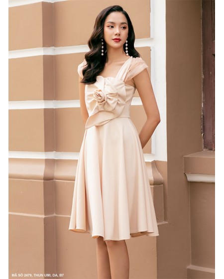 ĐẦM XÒE BÔNG NGỰC TAY VOAN- 2479
