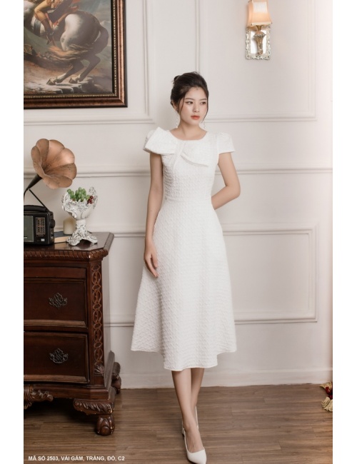 Đầm Gấm Cổ Thuyền Đính Nơ Cổ Sang Trọng - 2503