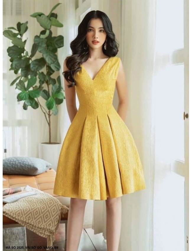 Đầm Xòe Cổ Tim Xinh Xắn - 2525