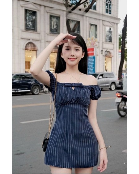 Đầm sọc trễ vai xinh xắn - 9040