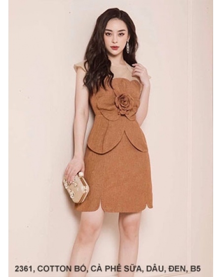 Đầm Hình Hoa Hồng Lớn Trước Ngực - 2361