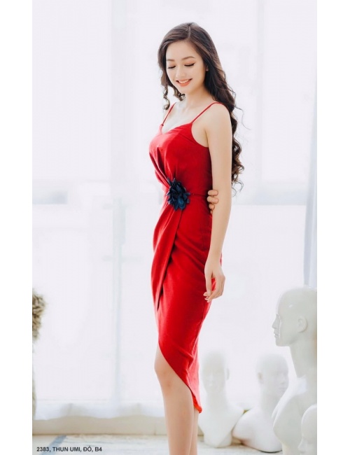 ĐẦM 2 DÂY ĐÍNH HOA HỒNG NGAY EO - 2383