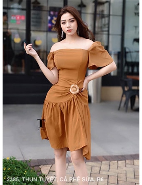 Đầm Cúp Ngực Có Tay Ngắn Eo Đính Hoa Hồng - 2385