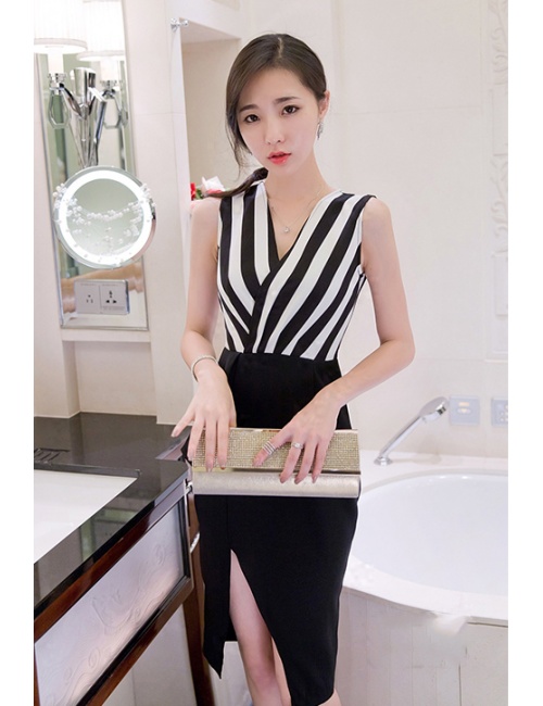 Đầm Phối Sọc Cá Tính - 13