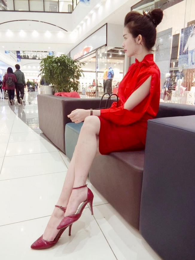 Bộ Áo Và Váy - 2018 - 2018 chụp thực tế tại Thời Trang Minh Ngọc
