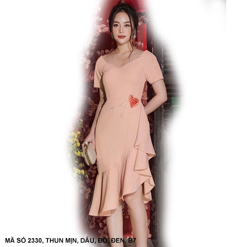 Đầm Cổ Tim Tay Ngắn Lai Xéo Dún - 2330 - 2330 chụp thực tế tại Thời Trang Minh Ngọc