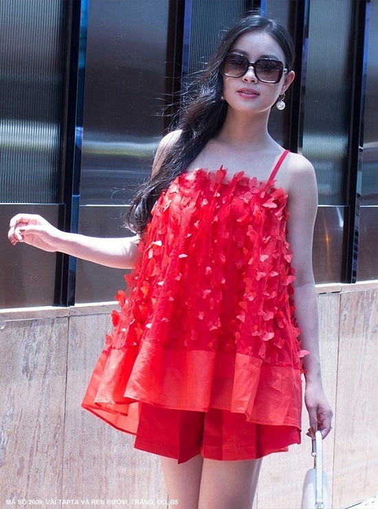 Bộ Áo Và Quần Ngắn. Áo Xèo Cá Tính - 2609 (2609) chụp thực tế - Thời Trang Minh Ngọc