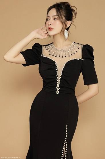 Đầm Ôm Lai Loe Cổ Phối Lưới Đính Ngọc Trai - 2640 (2640) chụp thực tế - Thời Trang Minh Ngọc