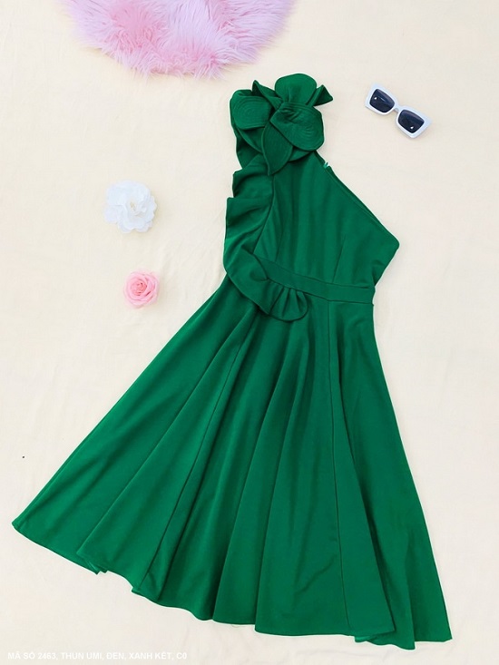 Đầm Xòe Cổ Xéo Vai Đính Hoa Lớn - 2463 - 2463 chụp thực tế tại Thời Trang Minh Ngọc